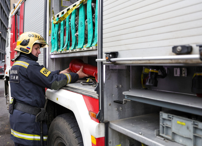 Изображение Житель Ярославской области из мести поджег автомобиль соседа-полицейского
