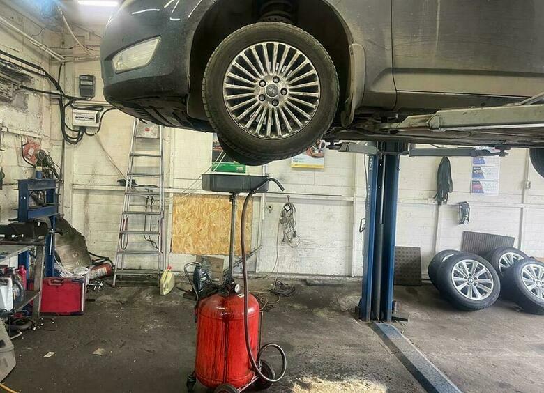 Изображение Китайское «литье» на машину: выглядит красиво, но опасно в эксплуатации