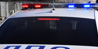 Грузовик сбил двоих человек на пешеходном переходе в Челябинске