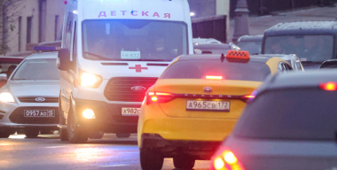 Водитель на Porsche сбил ребенка на пешеходном переходе в Москве