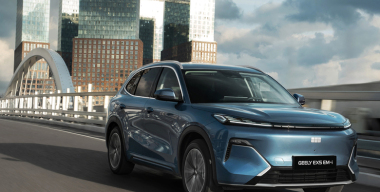 Geely открыла российские продажи гибридного кроссовера EX5 EM-i