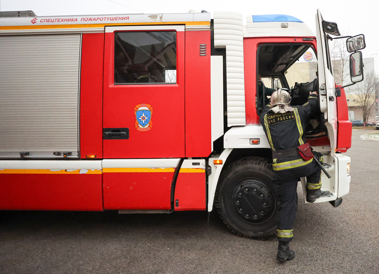 Изображение Автомобиль взорвался во дворе жилого комплекса в Новой Москве