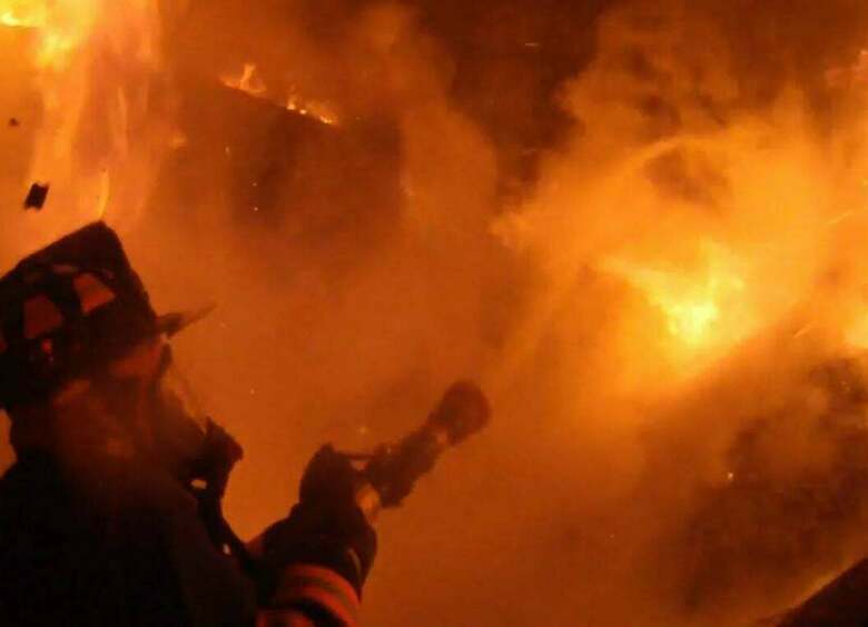 Изображение Водитель погиб в Дагестане, пытаясь спасти вещи из горящей машины