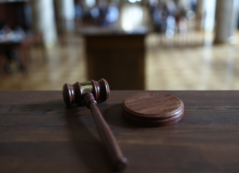 Изображение Волгоградец облил автомобиль начальника химикатами за отказ в премии