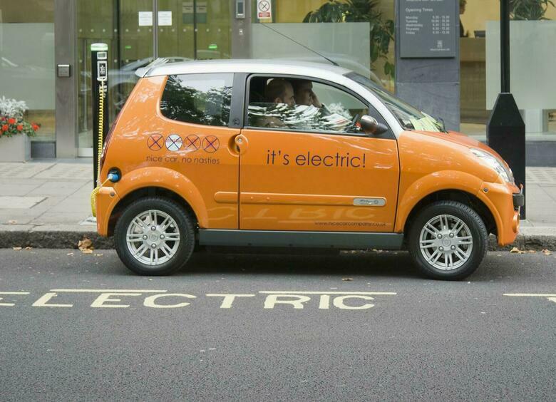 «Англичанка гадит»: британские власти закрывают эру электромобилей