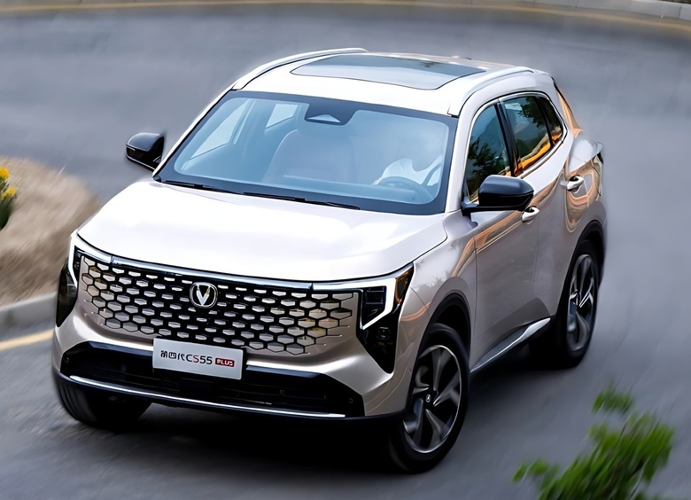 Изображение Changan Uni-S нового поколения начнут выпускать в России весной