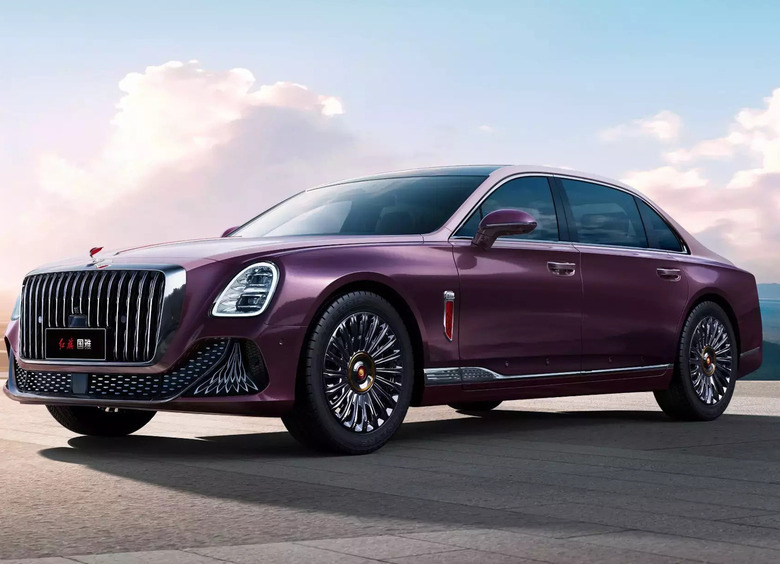 Изображение Роскошный седан Hongqi L1 приедет в Россию позже, чем ожидалось