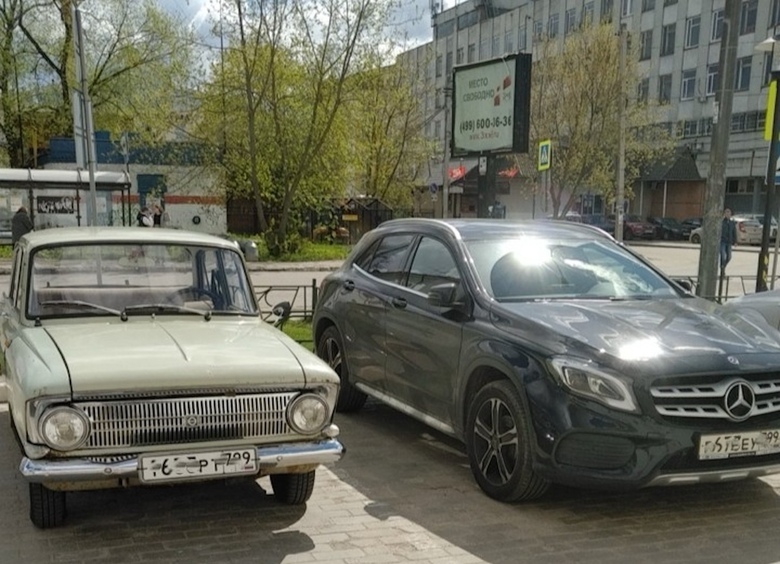 Изображение Каждый день на винтаже: как чувствует себя в столичном трафике «Москвич-412»