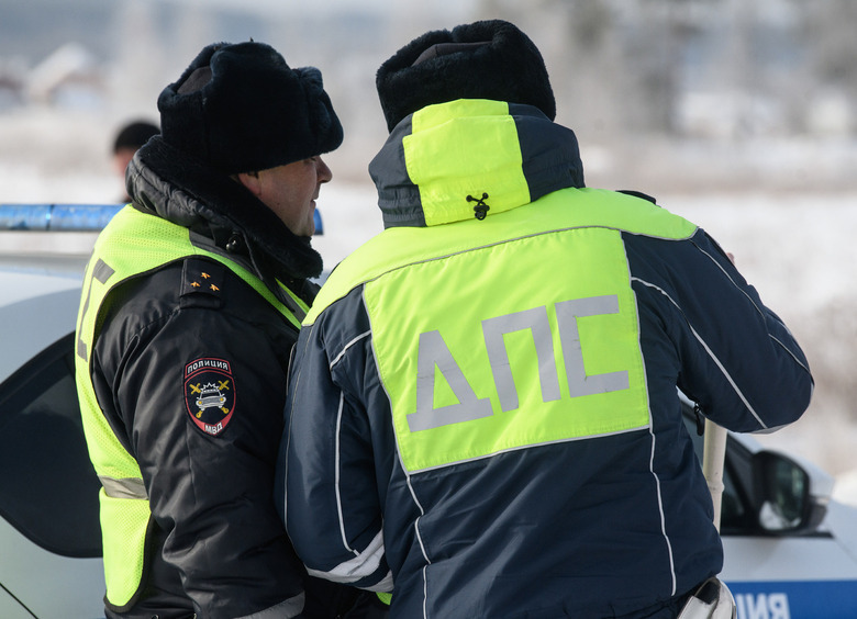 Изображение 19-летний парень решил угнать автомобиль, но не смог сдвинуться на нем с места