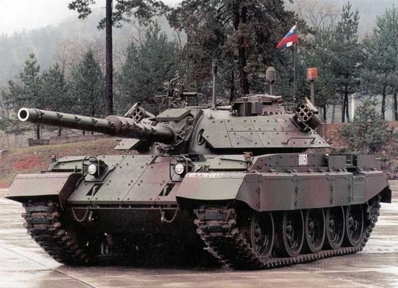 Изображение Седина в бороду — беспилотник в башню: украинский конец словенского танка