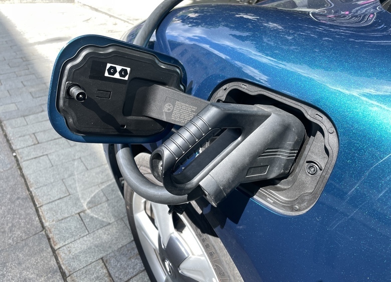 Изображение В России более чем в 1,5 раза увеличились продажи новых электрокаров