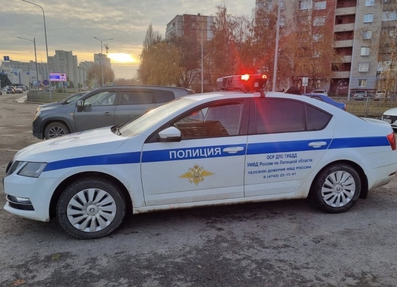 Изображение Подросток купил машину и сразу же устроил на ней ДТП в Липецке