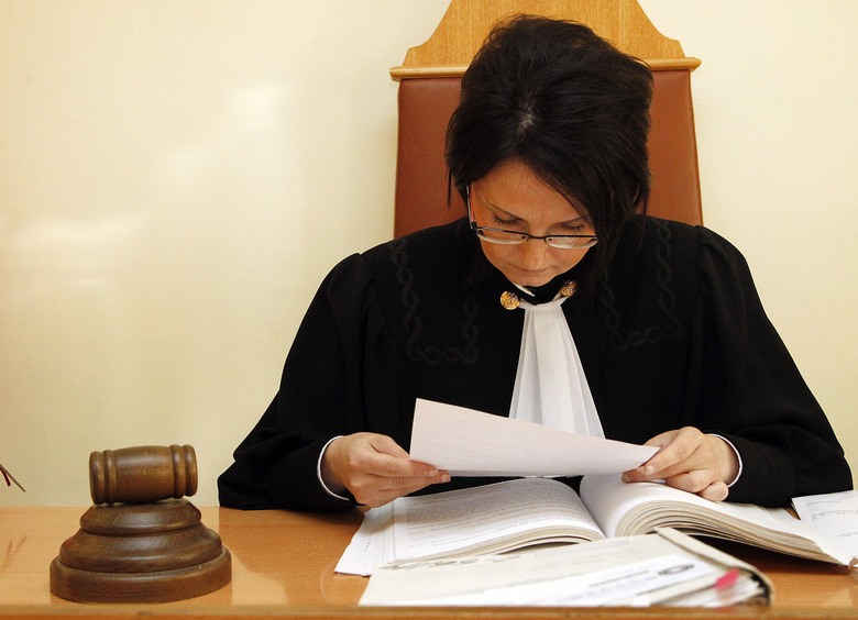 Изображение Мужчина отсудил у автосалона более 3,6 млн рублей