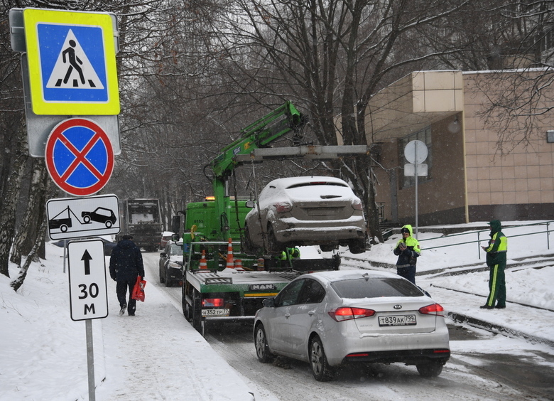 Изображение Региональные власти смогут принудительно эвакуировать авто с мест для инвалидов