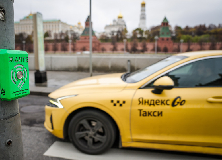 Изображение «Яндекс» закончил сертификацию электротакси Umo 5