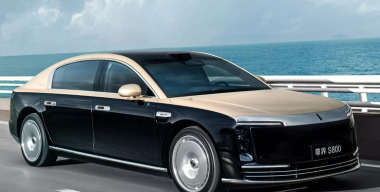 Стало известно, сколько россиян приобрели китайский Maybach осенью