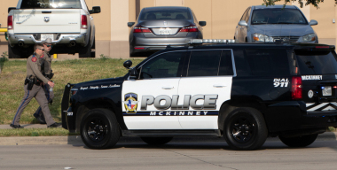 Женщине вернули угнанную машину, но — со странными предметами и наркотиками