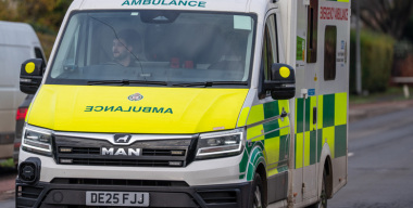 12-летний мальчик спас маму, которая потеряла сознание за рулем