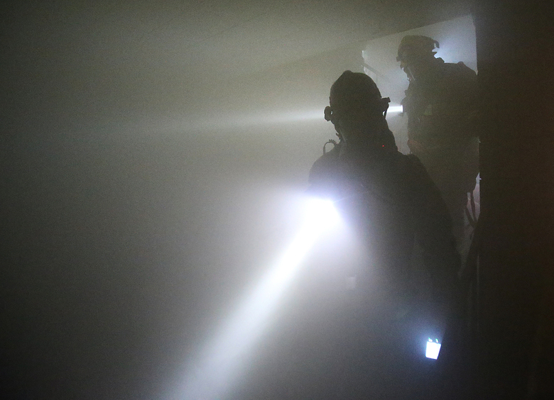 Изображение Пятеро детей отравились угарным газом при прогреве машины в гараже в Туве