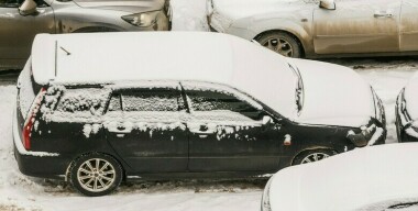 Эксперты объяснили, что можно, а чего категорически делать нельзя, если села АКБ