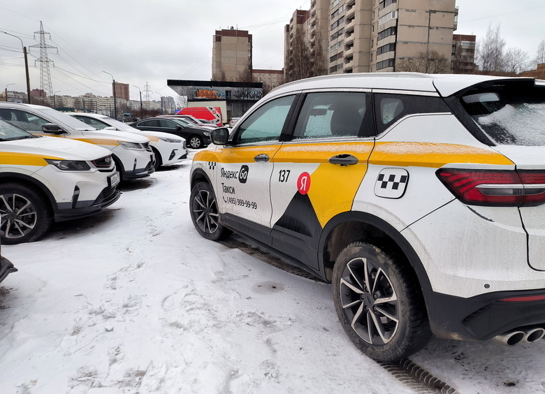 Изображение Легальный рынок к 2030 году могут покинуть 500 тысяч российских таксистов