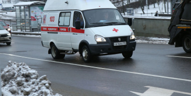 Два человека погибли на трассе Байкал из-за опрокинувшегося внедорожника