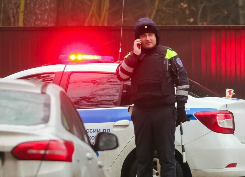 Изображение Житель Бурятии запер мужчин в гараже, чтобы угнать их машину