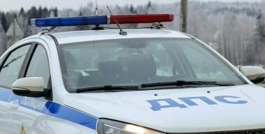 Дерзкого лихача за рулем красного ВАЗ-2101 задержала полиция Санкт-Петербурга