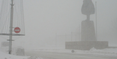 Власти Камчатки готовятся эвакуировать машины для проезда спецтехники