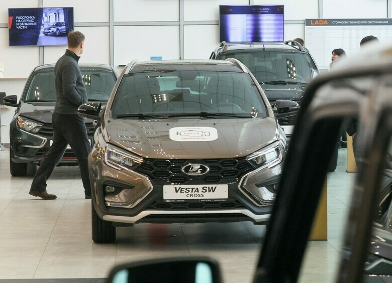 Изображение Почти все автобренды повысили цены на новые авто в России после Нового года