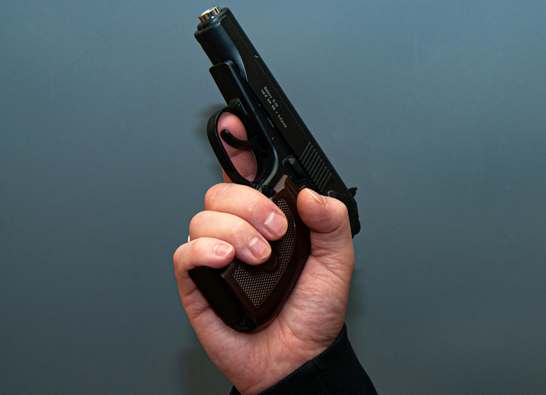 Изображение Конфликт из-за парковочного места закончился дракой и стрельбой