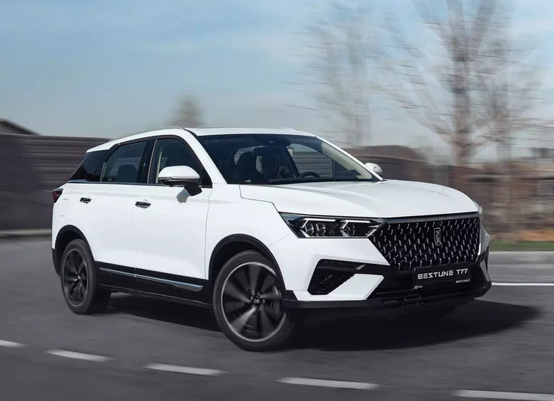 Изображение Российский авторынок покинули еще 4 китайских кроссовера