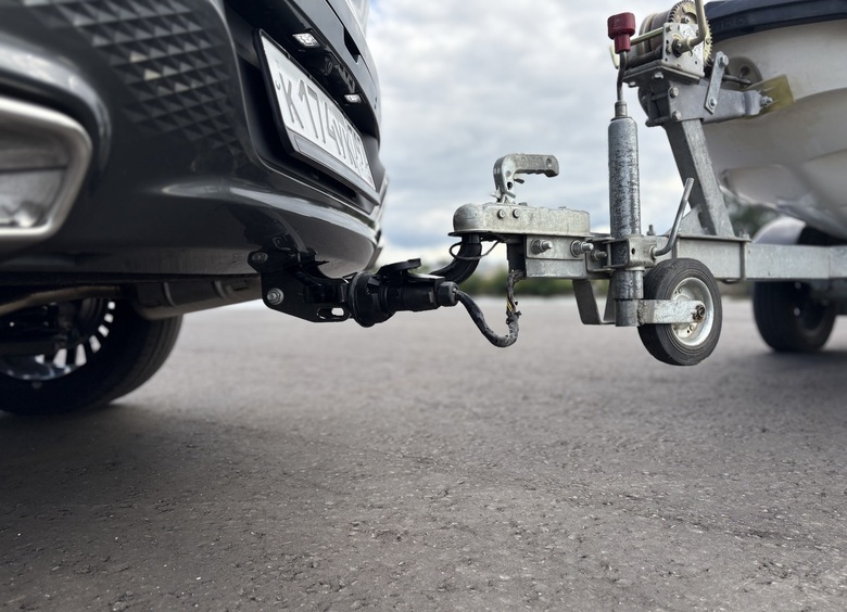 Изображение Это же не тюнинг: почему за «левый» фаркоп могут аннулировать учет авто в ГИБДД