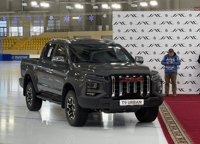 Изображение Еще не внедорожник, уже не грузовик: пикап JAC T9 обзавелся новой подвеской