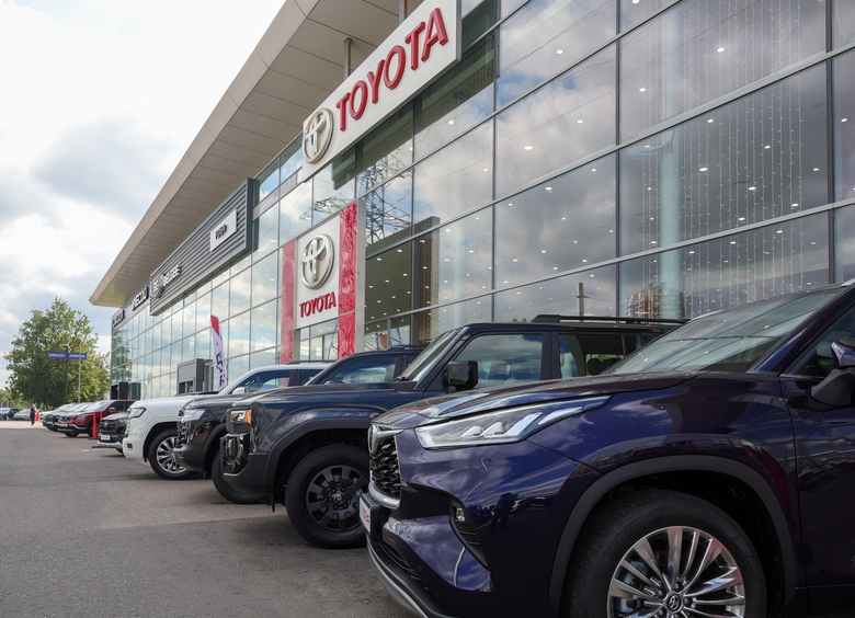 Изображение В крупных российских городах стало больше автосалонов