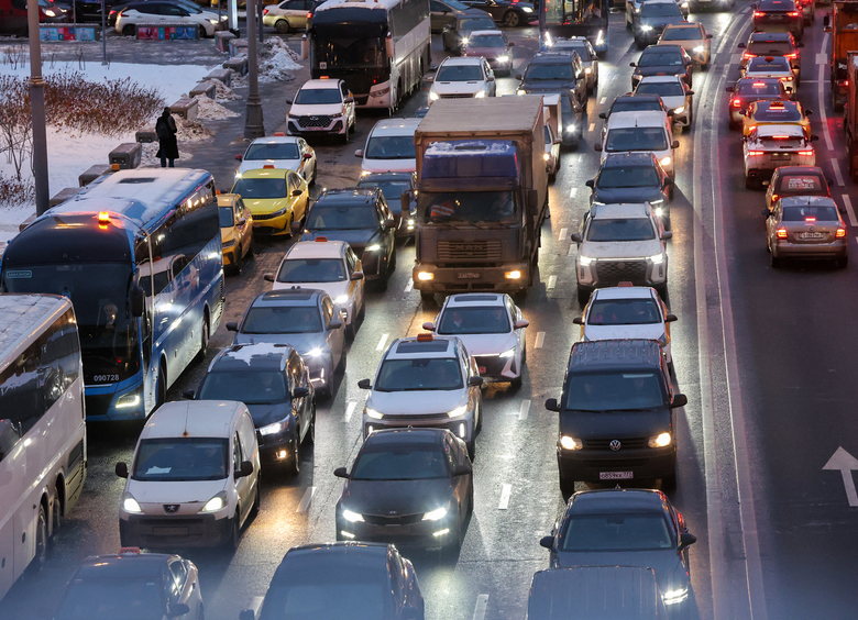 Изображение В каждом шестом регионе России насчитали более 1 млн легковушек