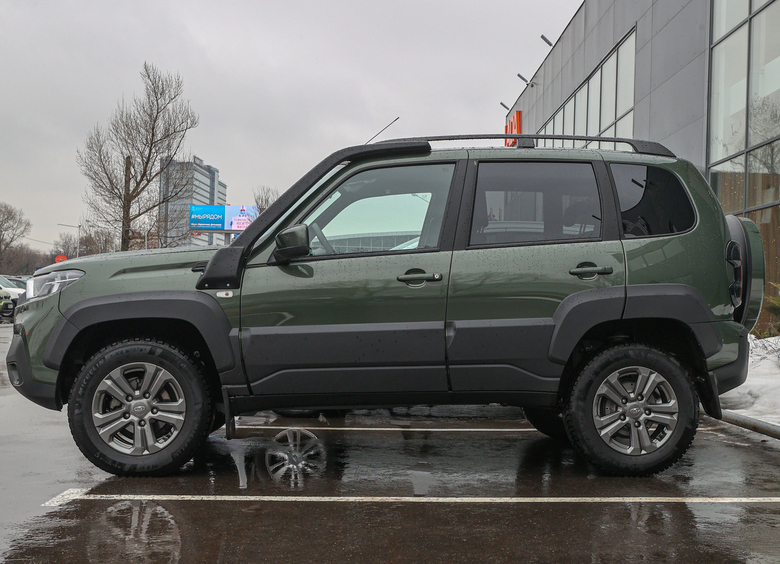 Изображение Работодатель закрыл долг по зарплате внедорожником LADA Niva