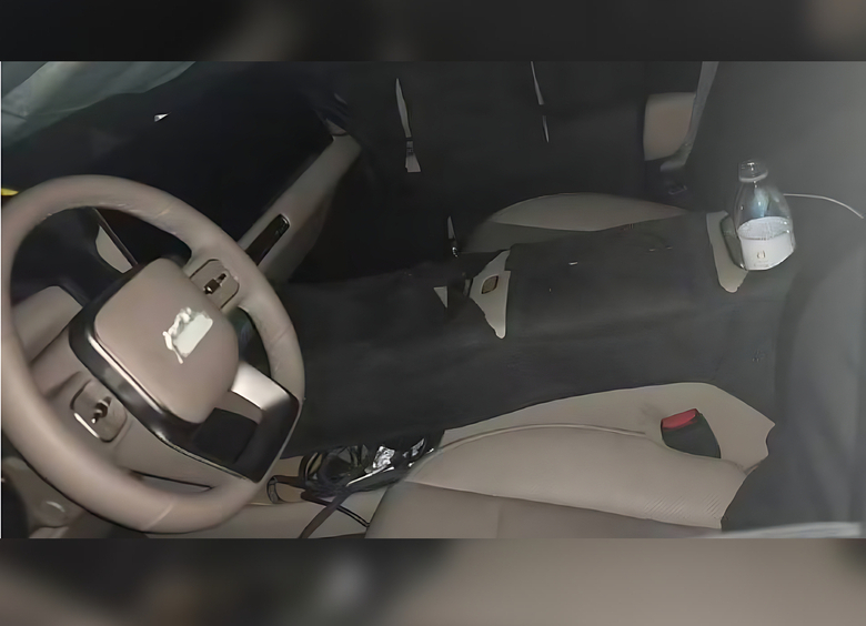 Изображение «Фотошпионы» рассекретили салон обновленного Li Auto L9 до дебюта