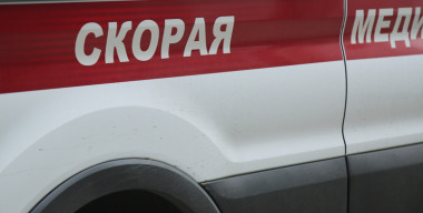 Автомобиль врезался в трамвай в центре Краснодара