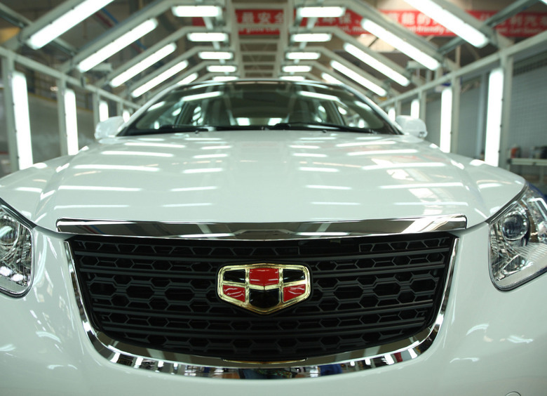 Названы самые угоняемые в России автомобили в 2025 году