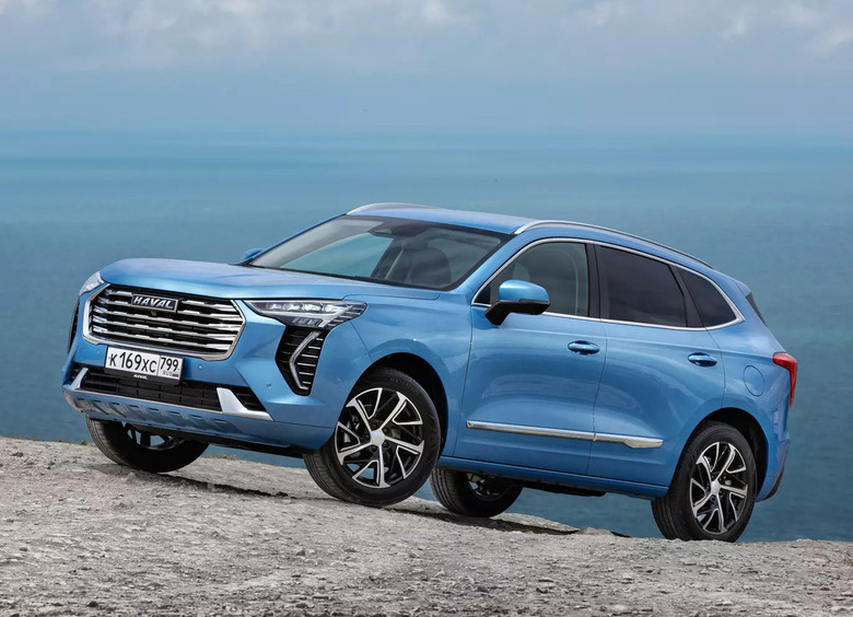 Популярный в России кроссовер Haval Jolion получит новый мотор