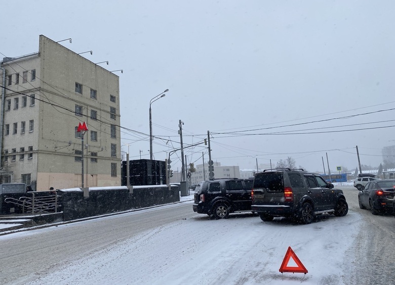 Уступил право быть виновным: как вежливость на дороге выходит водителям боком