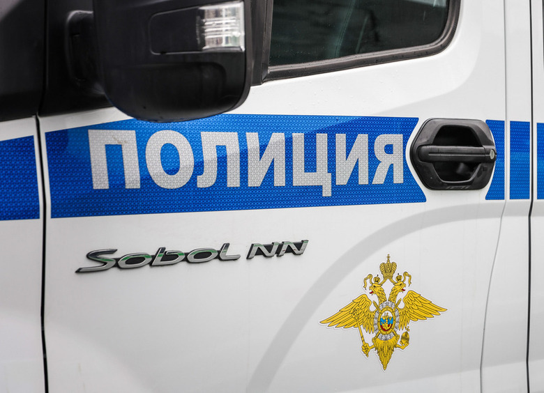 Изображение Плохая погода помешала мужчине поджечь машину знакомого в Ростовской области