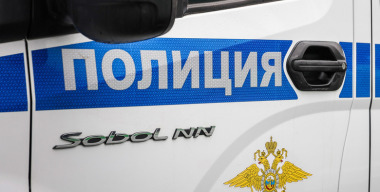 Плохая погода помешала мужчине поджечь машину знакомого в Ростовской области