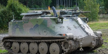 Иногда они возвращаются: ВСУ пустили в бой остатки шведских бронестаричков