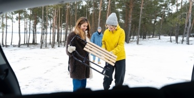 Прокачу до травмопункта: куда привозит экстремалов ватрушка на фаркопе авто