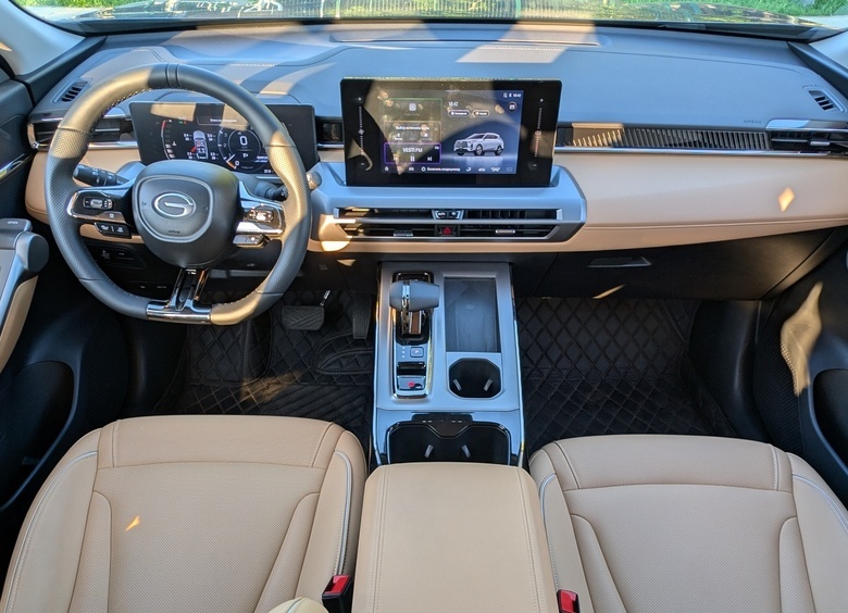 Физические кнопки в салонах автомобилей сделают обязательными