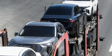 Эксперт Иванов предупредил об очередном подорожании новых авто в России