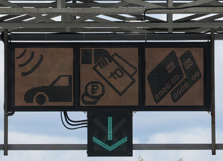 «Автодор» начал активнее требовать долги за проезд по платным дорогам