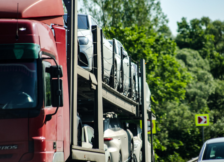 Изображение Эксперт Степанов перечислил автомобили, которые выгодно привозить из-за рубежа